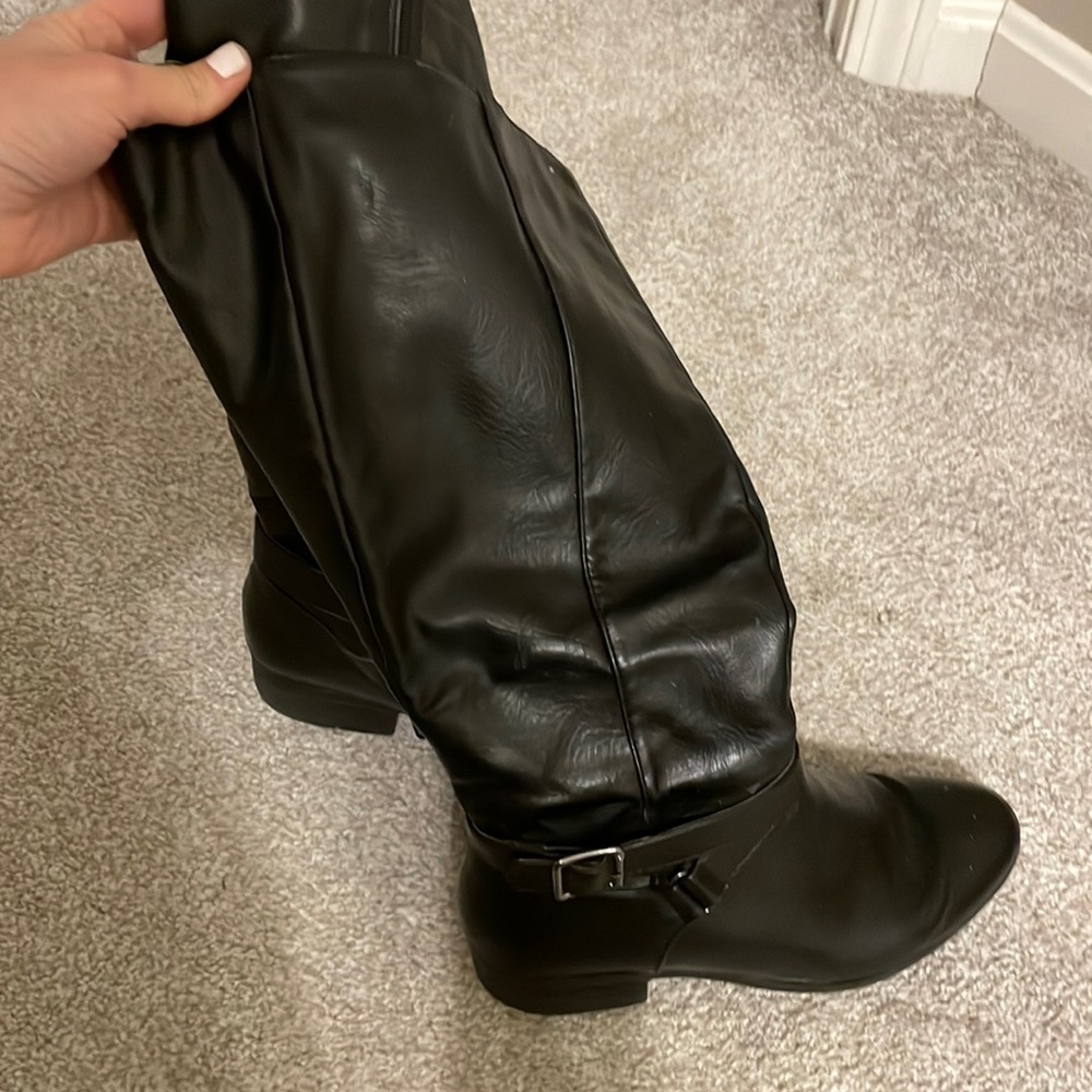 Black Boots
